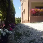 Πανσιόν Pansion Ivanka Barac 2*