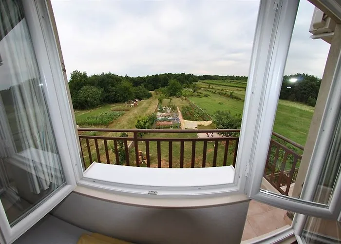 Pensión Pansion Ivanka Barac 2*